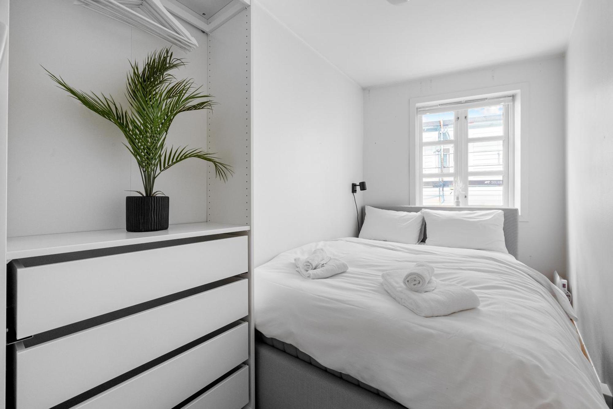 Homerentals Apartments - Behind Bryggen & Historic Cobblestone Streets - 2 Floor Renovated From February 2025 Bergen Esterno foto