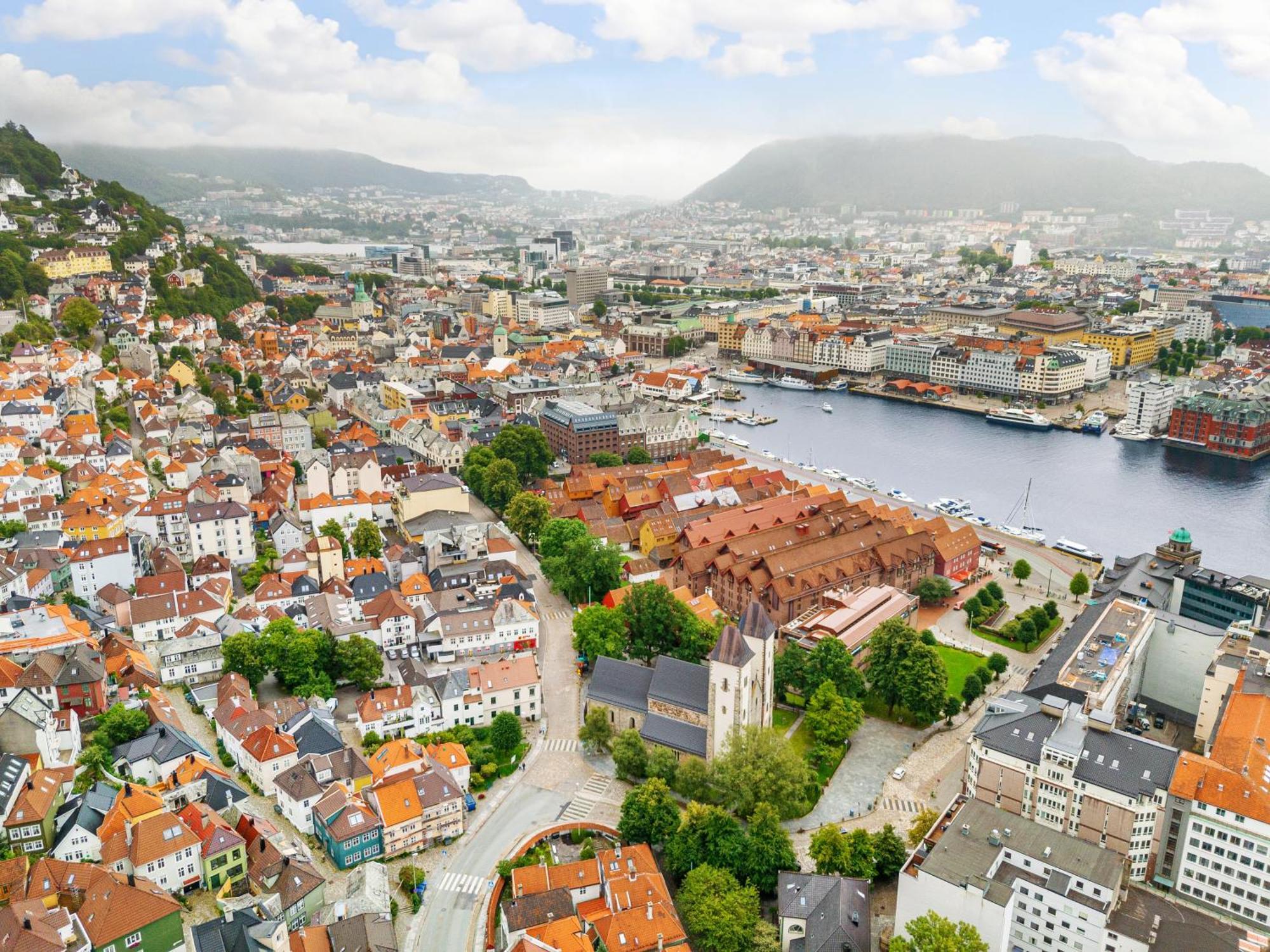 Homerentals Apartments - Behind Bryggen & Historic Cobblestone Streets - 2 Floor Renovated From February 2025 Bergen Esterno foto